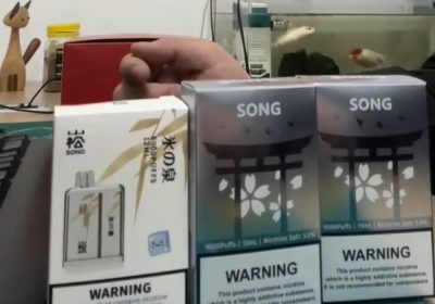 崧盒一次性冰矿泉水