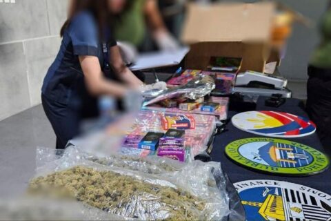 菲律宾海关查获大麻电子烟 预估价值超6万美元